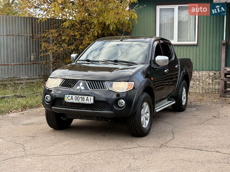 Пікап Mitsubishi L 200 2008 в 