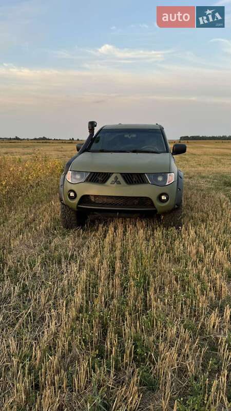 Пикап Mitsubishi L 200 2008 в Гадяче фото 7 Пикап Mitsubishi L 200 2008 в Гадяче