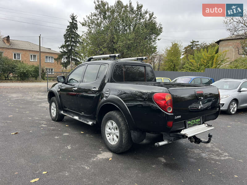 Пікап Mitsubishi L 200 2011 в Кропивницькому