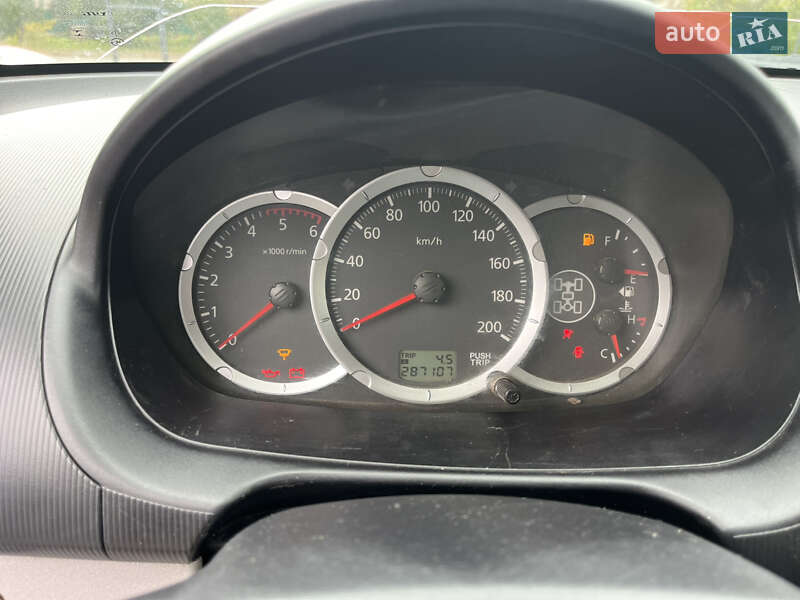 Пікап Mitsubishi L 200 2011 в Кропивницькому