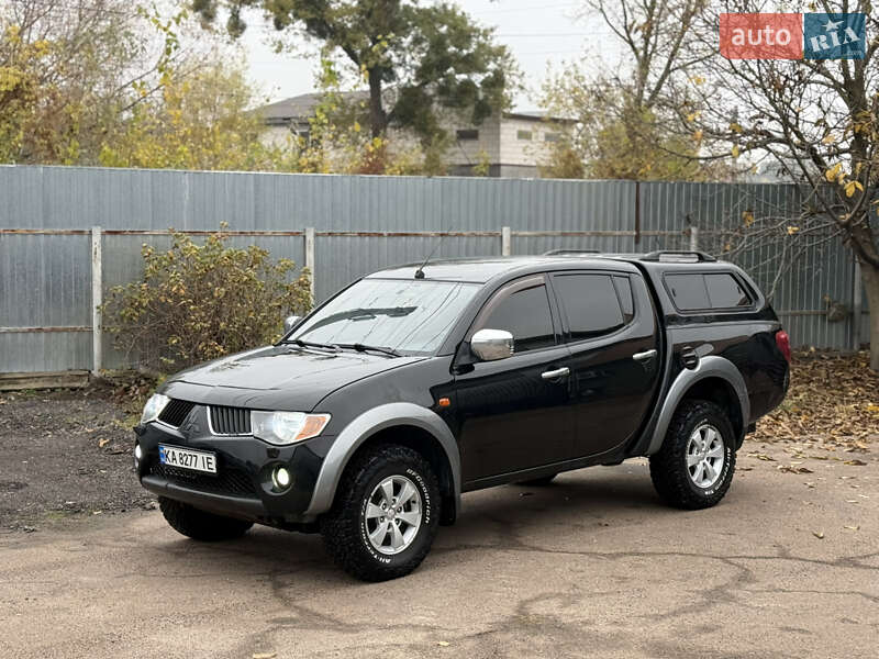 Пікап Mitsubishi L 200 2008 в Житомирі