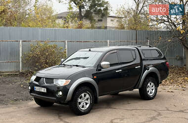 Пікап Mitsubishi L 200 2008 в  фото 2 Пікап Mitsubishi L 200 2008 в