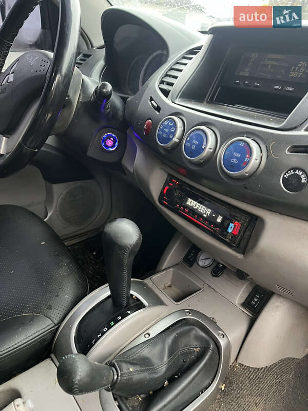 Пикап Mitsubishi L 200 2008 в Краснокутске фото 9 Пикап Mitsubishi L 200 2008 в Краснокутске