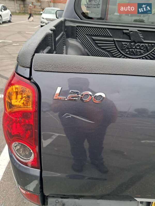 Пикап Mitsubishi L 200 2008 в Киеве