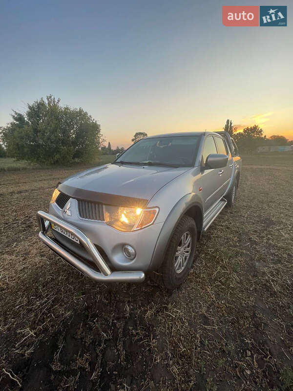 Пикап Mitsubishi L 200 2008 в Глобине фото 9 Пикап Mitsubishi L 200 2008 в Глобине
