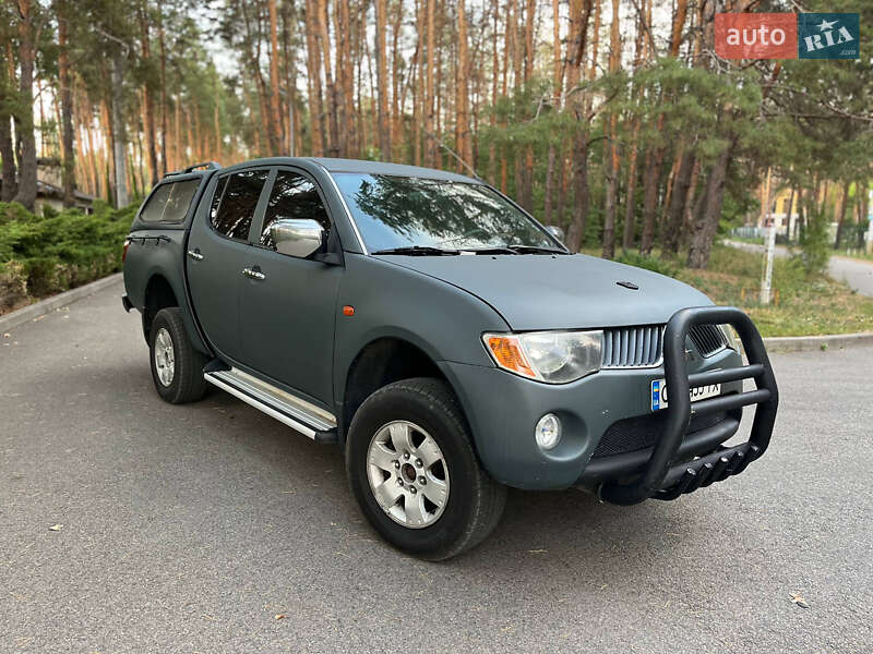 Пикап Mitsubishi L 200 2007 в Новомосковске фото 3 Пикап Mitsubishi L 200 2007 в Новомосковске