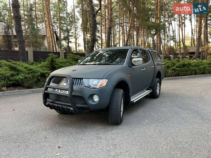 Пикап Mitsubishi L 200 2007 в Новомосковске фото 6 Пикап Mitsubishi L 200 2007 в Новомосковске
