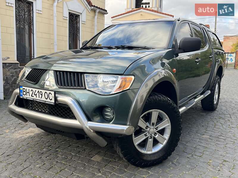 Пікап Mitsubishi L 200 2007 в Одесі фото Пікап Mitsubishi L 200 2007 в Одесі