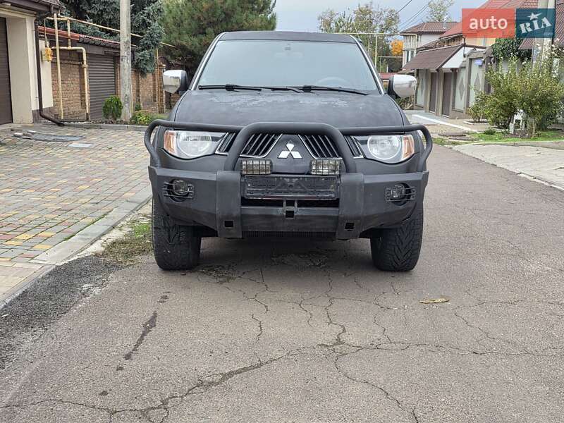 Пикап Mitsubishi L 200 2007 в Одессе фото 3 Пикап Mitsubishi L 200 2007 в Одессе