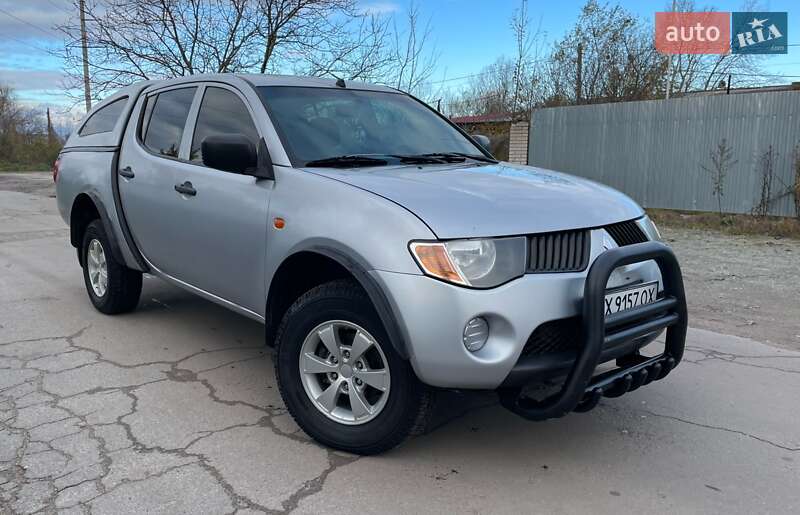 Mitsubishi L 200 2008