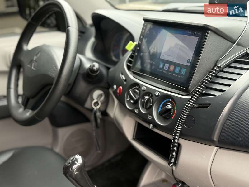 Пикап Mitsubishi L 200 2007 в Киеве фото 13 Пикап Mitsubishi L 200 2007 в Киеве