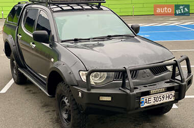 Пикап Mitsubishi L 200 2007 в Киеве