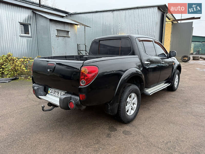 Пікап Mitsubishi L 200 2008 в Житомирі