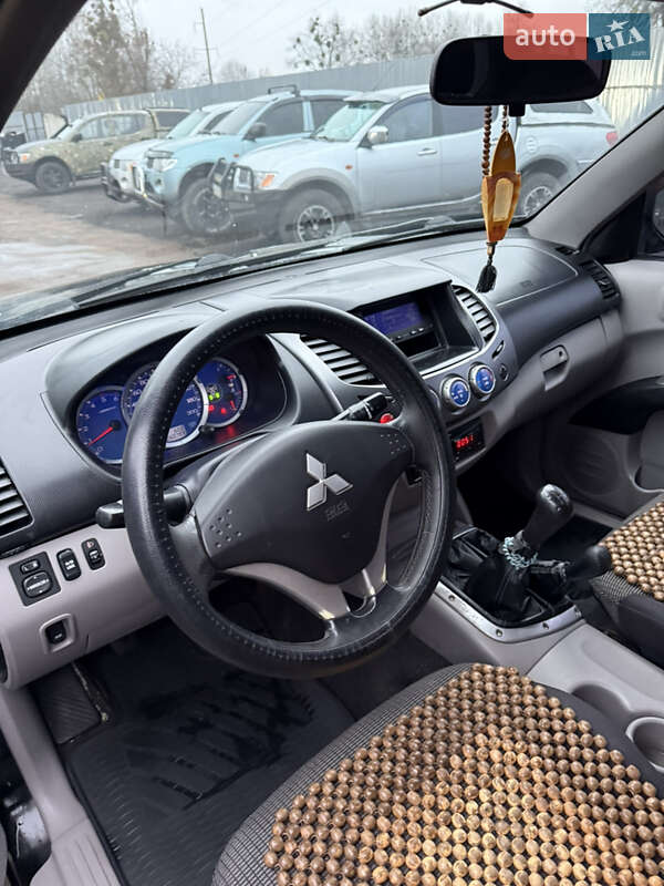 Пікап Mitsubishi L 200 2008 в Житомирі