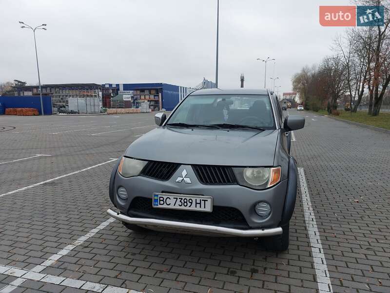 Пикап Mitsubishi L 200 2008 в Коломые фото 3 Пикап Mitsubishi L 200 2008 в Коломые