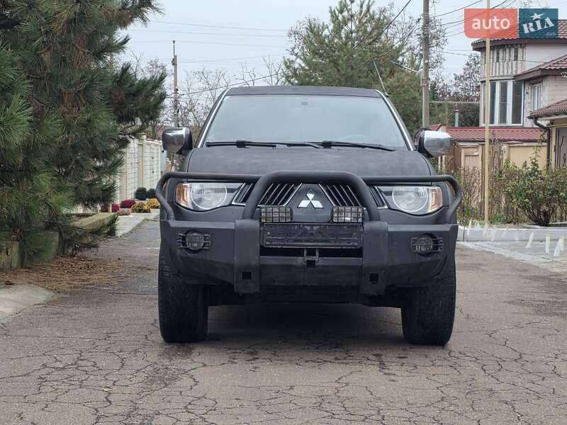 Пікап Mitsubishi L 200 2007 в Одесі