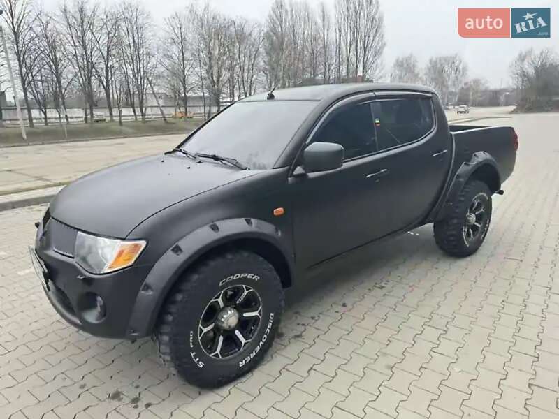 Пикап Mitsubishi L 200 1985 в Днепре