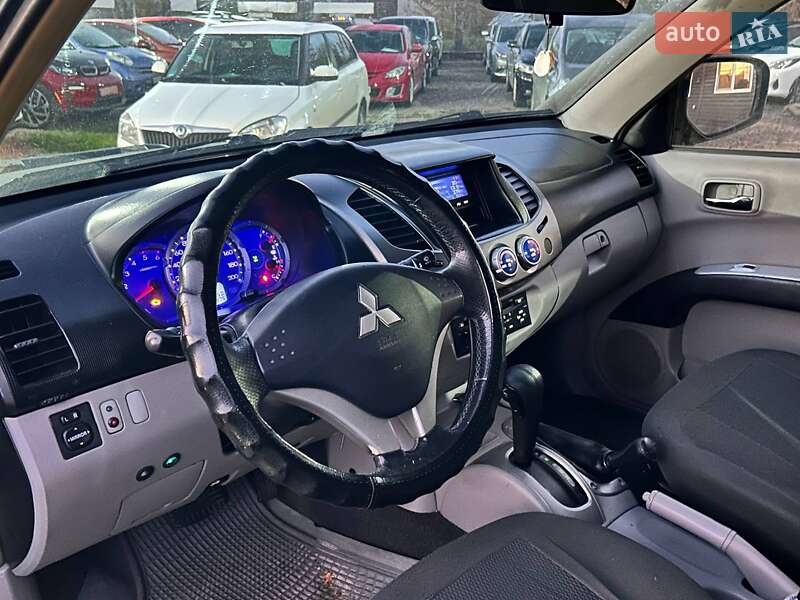 Пікап Mitsubishi L 200 2007 в Одесі