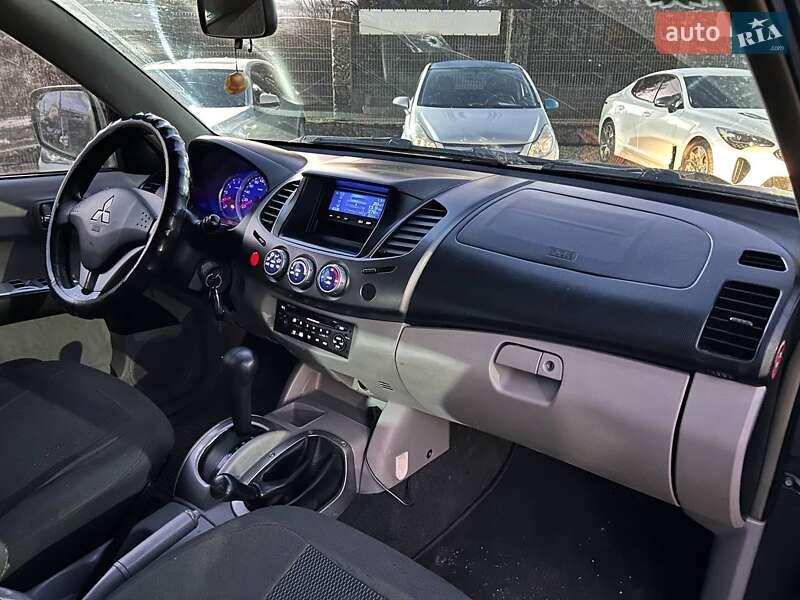 Пікап Mitsubishi L 200 2007 в Одесі