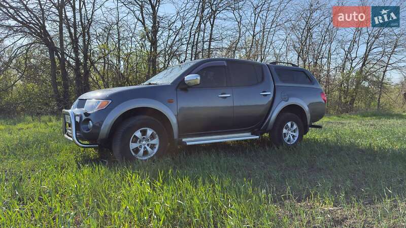 Пікап Mitsubishi L 200 2008 в Білгороді-Дністровському