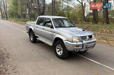 Пікап Mitsubishi L 200 2005 в Вижниці