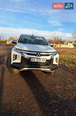 Пикап Mitsubishi L 200 2021 в Кропивницком