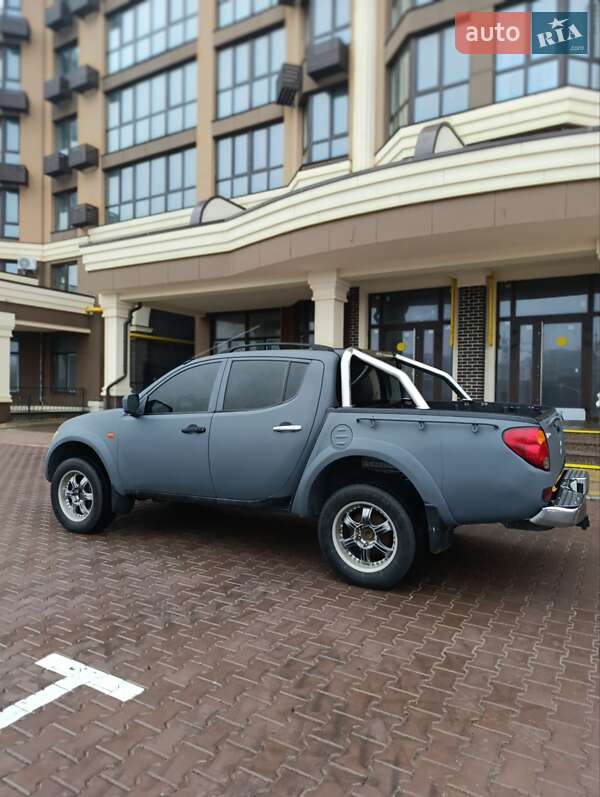 Пікап Mitsubishi L 200 2007 в Києві