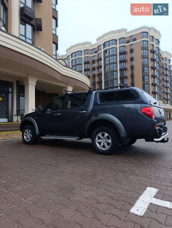 Пікап Mitsubishi L 200 2008 в Києві