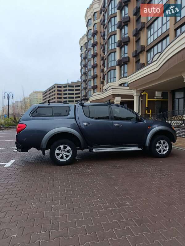 Пікап Mitsubishi L 200 2008 в Києві