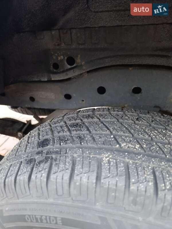 Пікап Mitsubishi L 200 2008 в Києві