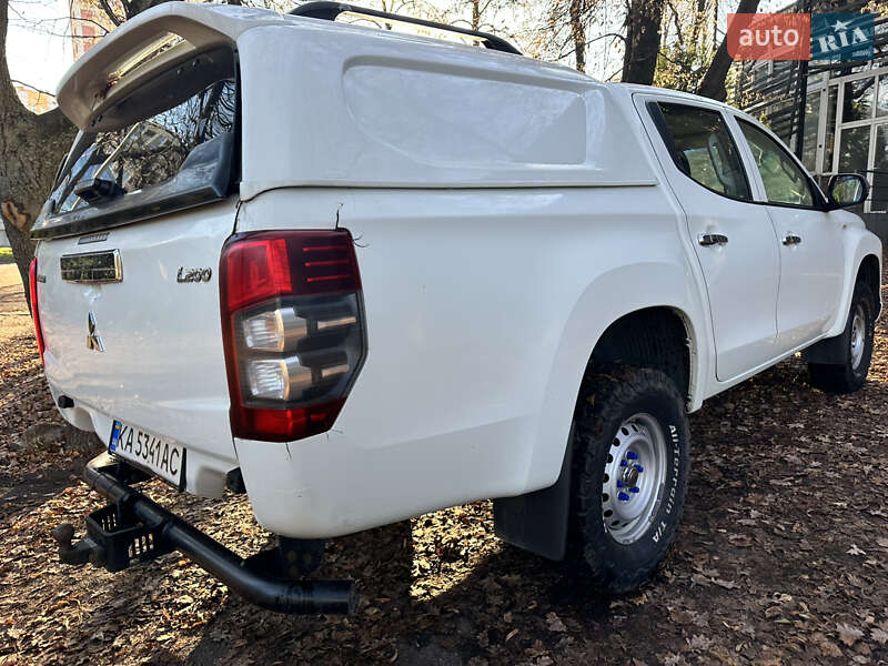 Пикап Mitsubishi L 200 2019 в Киеве
