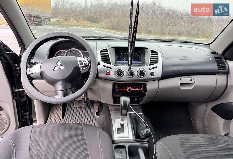 Пікап Mitsubishi L 200 2013 в Лохвиці фото 7 Пікап Mitsubishi L 200 2013 в Лохвиці