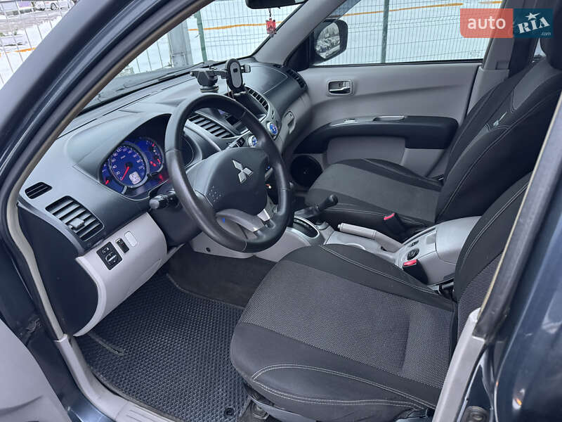 Пикап Mitsubishi L 200 2007 в Киеве