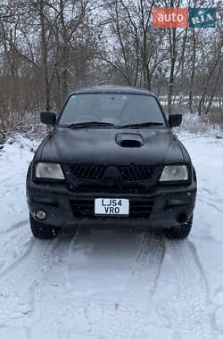 Пикап Mitsubishi L 200 2005 в Славянске