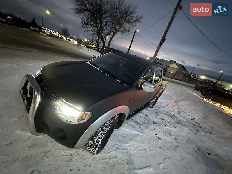 Пікап Mitsubishi L 200 2007 в Житомирі