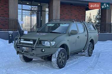 Пікап Mitsubishi L 200 2013 в Києві