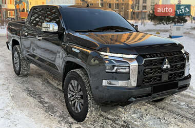 Пікап Mitsubishi L 200 2024 в Києві