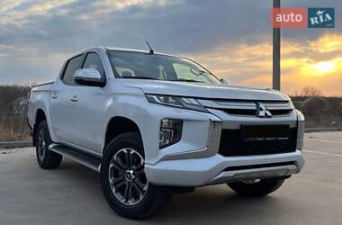 Пикап Mitsubishi L 200 2021 в Днепре