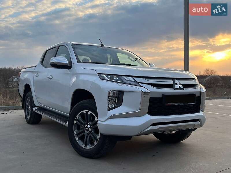 Mitsubishi L 200 2021