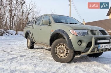Пикап Mitsubishi L 200 2007 в Киеве