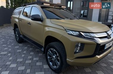 Пікап Mitsubishi L 200 2023 в Мукачевому