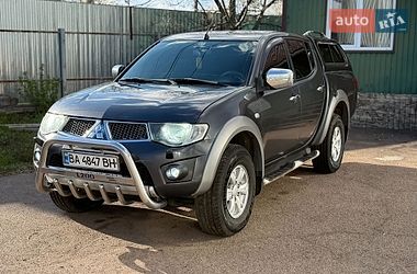 Пікап Mitsubishi L 200 2011 в Житомирі