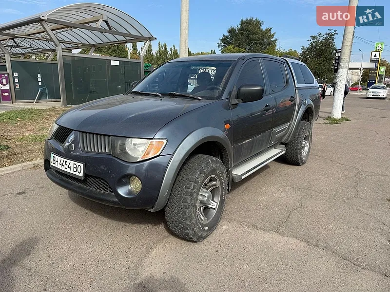 Mitsubishi L 200 2007