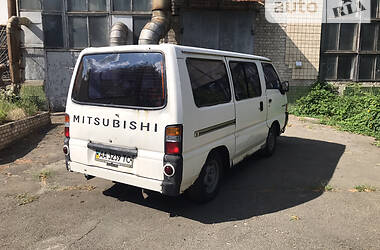 Минивэн Mitsubishi L 300 1997 в Киеве