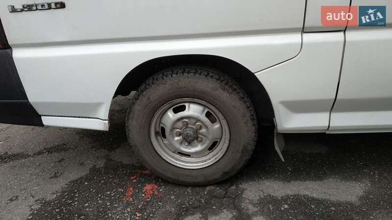 Минивэн Mitsubishi L 300 1997 в Ровно