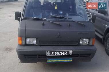 Минивэн Mitsubishi L 300 1988 в Львове