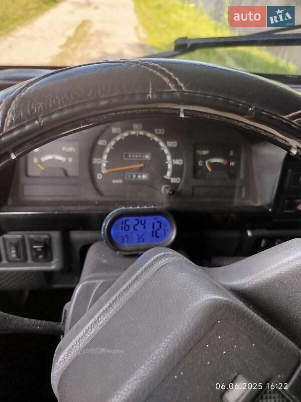 Минивэн Mitsubishi L 300 1991 в Чернигове