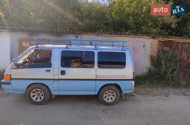 Минивэн Mitsubishi L 300 1989 в 