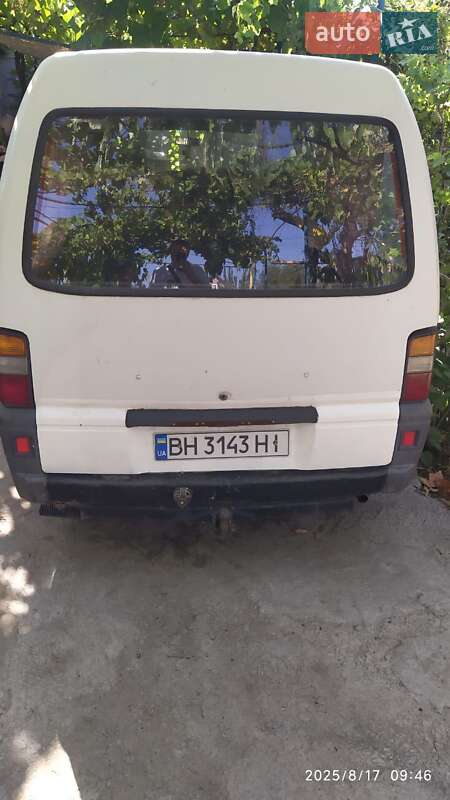 Мінівен Mitsubishi L 300 1994 в Одесі фото 2 Мінівен Mitsubishi L 300 1994 в Одесі
