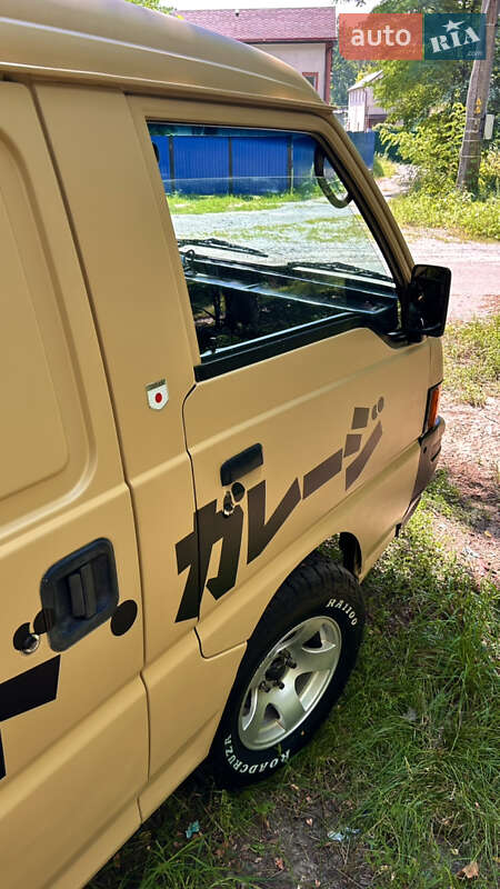 Грузовой фургон Mitsubishi L 300 1999 в Киеве фото 4 Грузовой фургон Mitsubishi L 300 1999 в Киеве